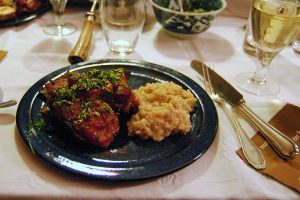 piatti tipici della lombardia ossobuco e risotto alla milanese